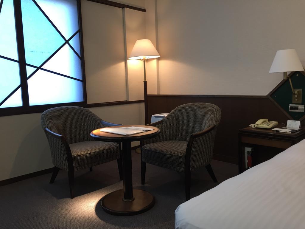 Hotel New Omi Omihachiman Habitación foto