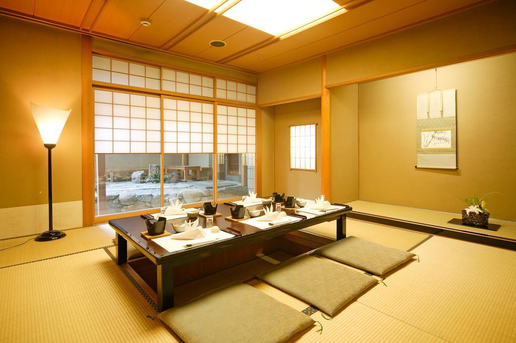 Hotel New Omi Omihachiman Exterior foto